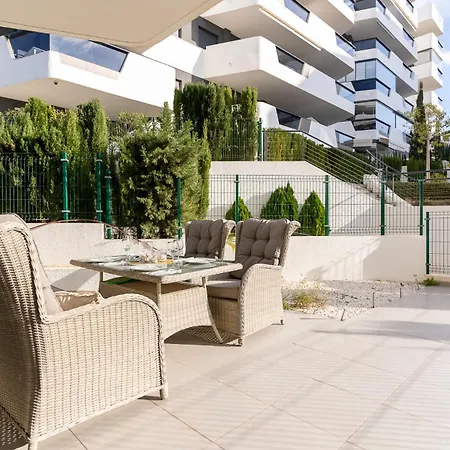 Rentafive - Nuevo - Piscina - Jardin *